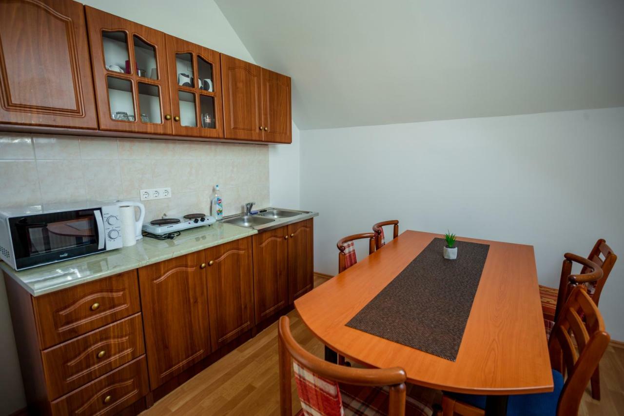 Teraszos Vendeghaz Apartment เคสเท ภายนอก รูปภาพ